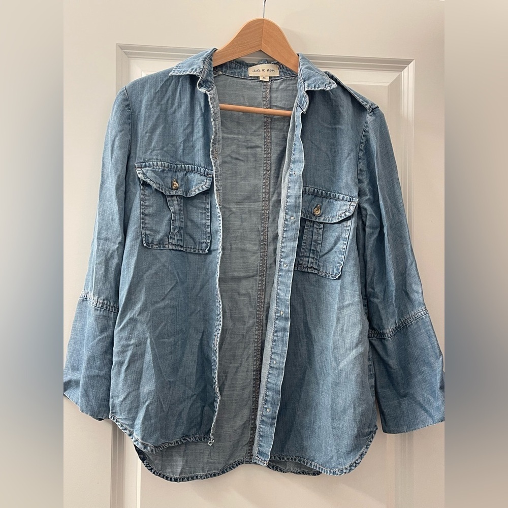 cloth & stone Light Blue Denim Button-Down Shirt - Picture 1 of 5